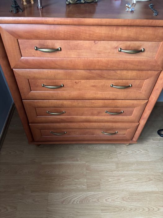 Komoda black&white stan bardzo dobry kolor kasztanowy