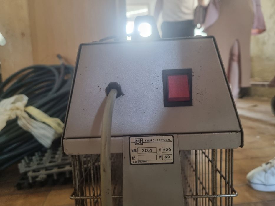 Mata mosquitos elétrico