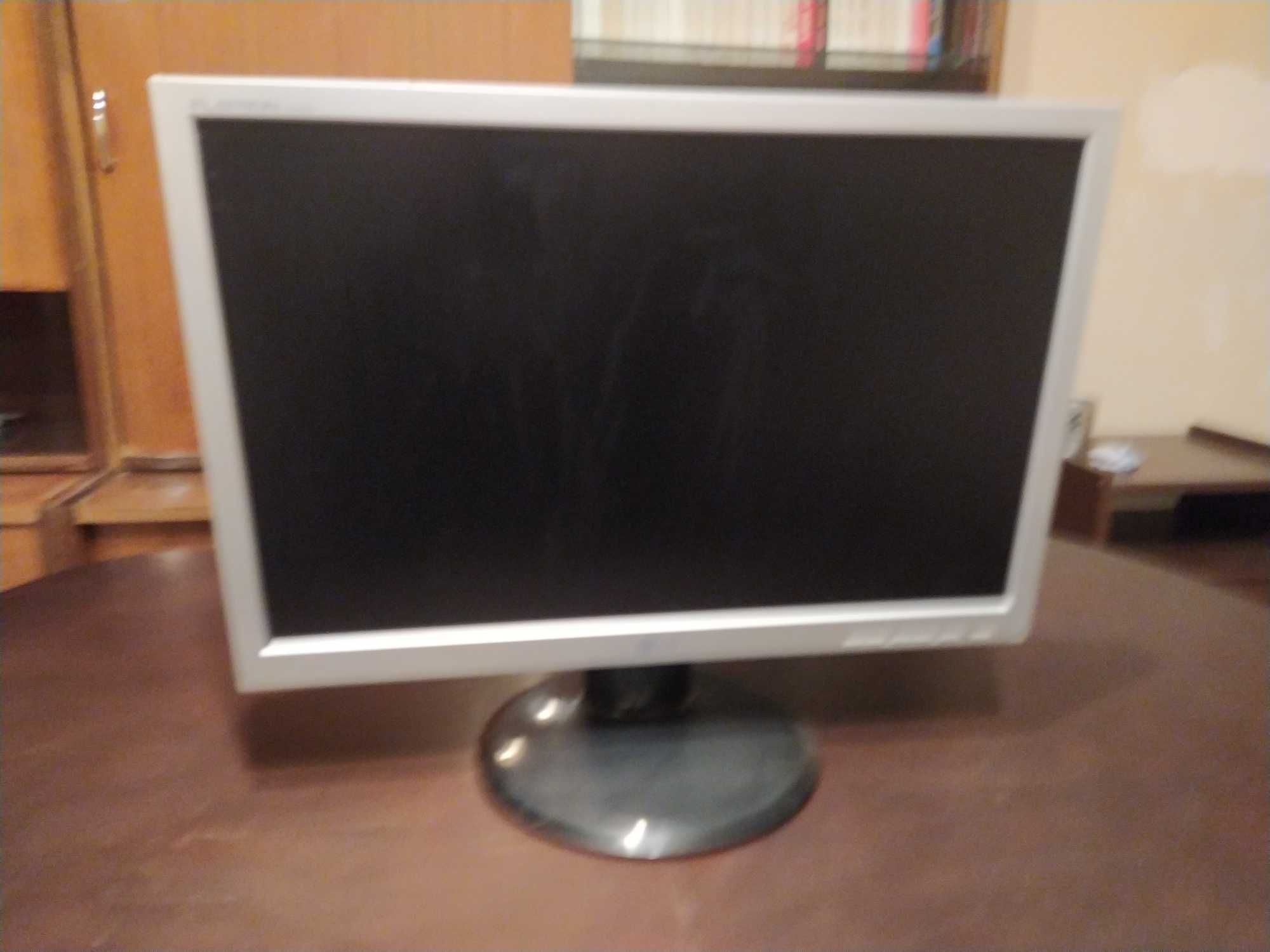 Monitor lg 22 cale