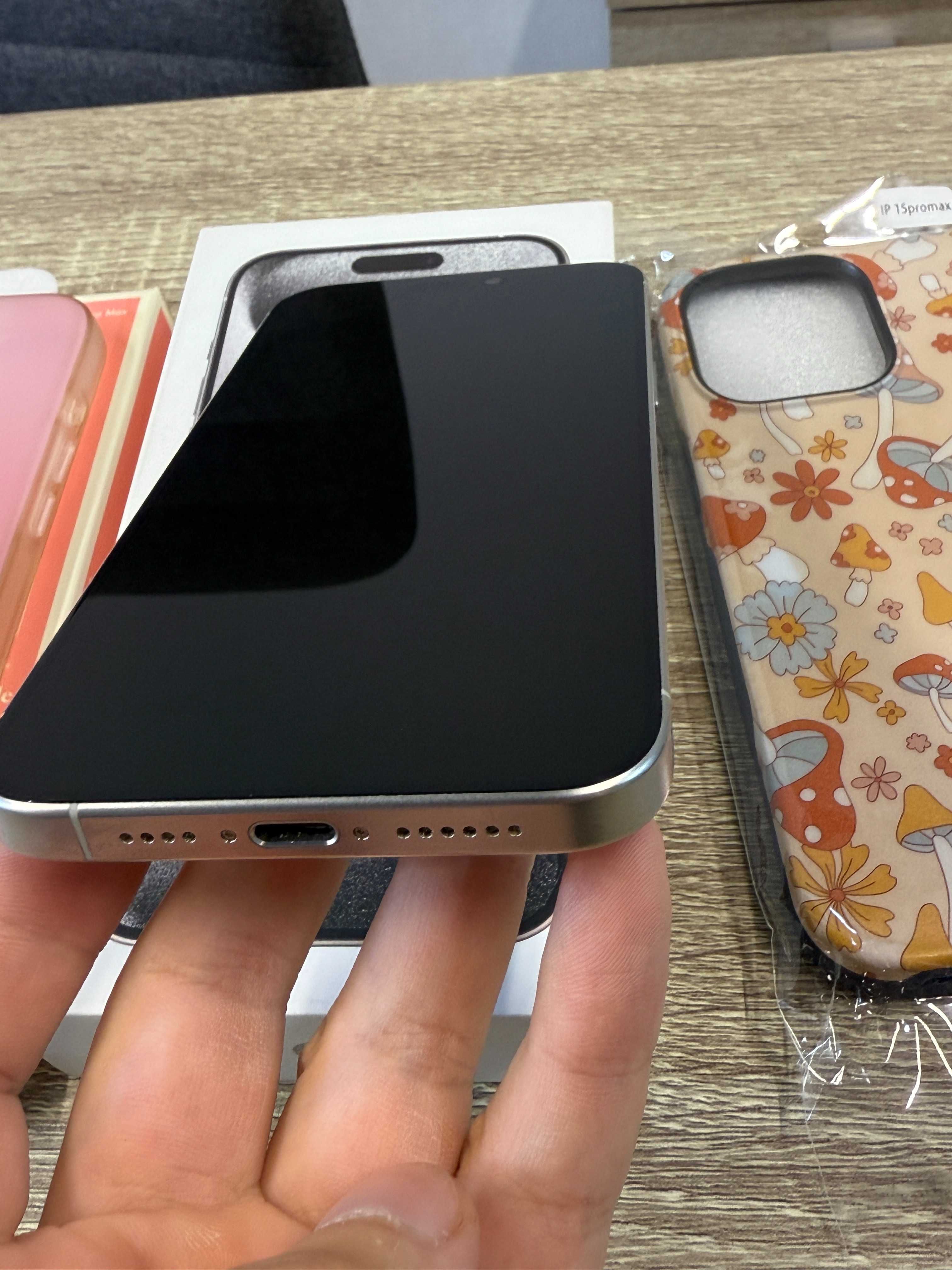 iPhone 15 Pro Max 256 White Titanium