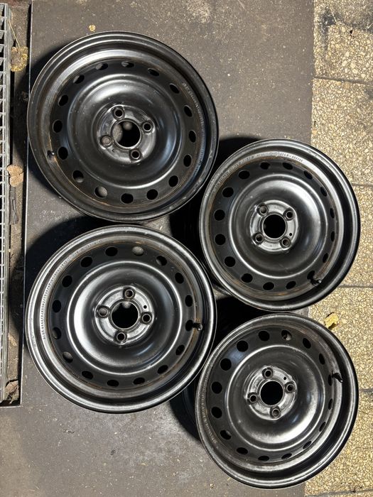 GG8 komplet felg stalowych 15” 4x100 ET31 Renault