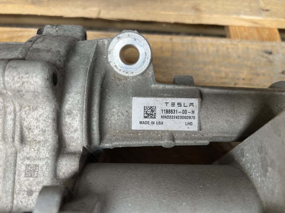 Рейка рулевая в сборе Tesla Model Y  рест 2022 	118883100H