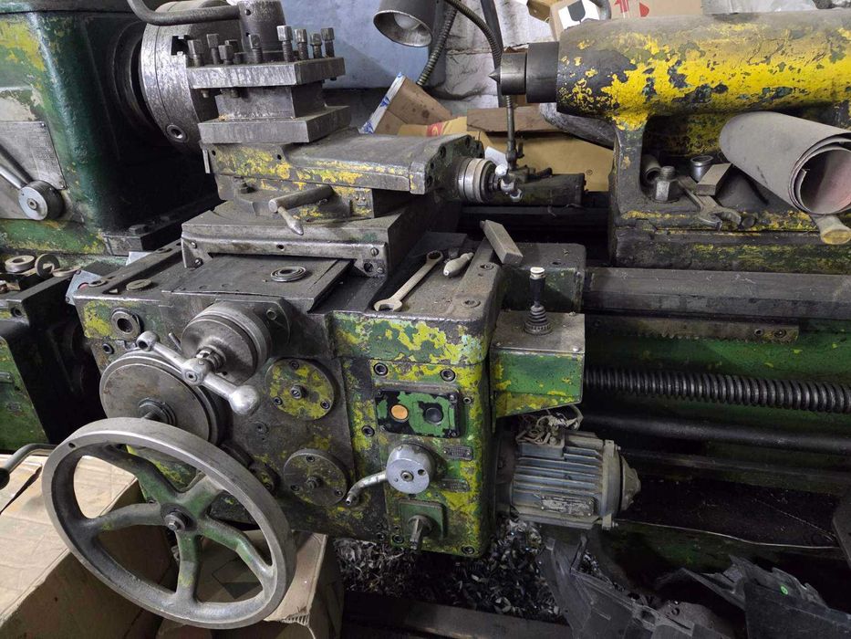 Токарный станок (токарно-винторезный станок) модель 9Н14С3