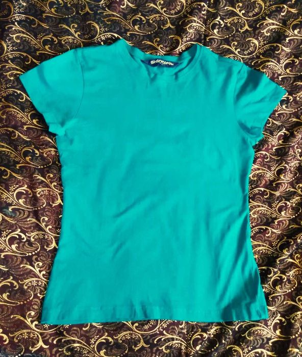 Bluzeczka damska T-shirt z krótkim rękawem S zielona/szmaragdowa