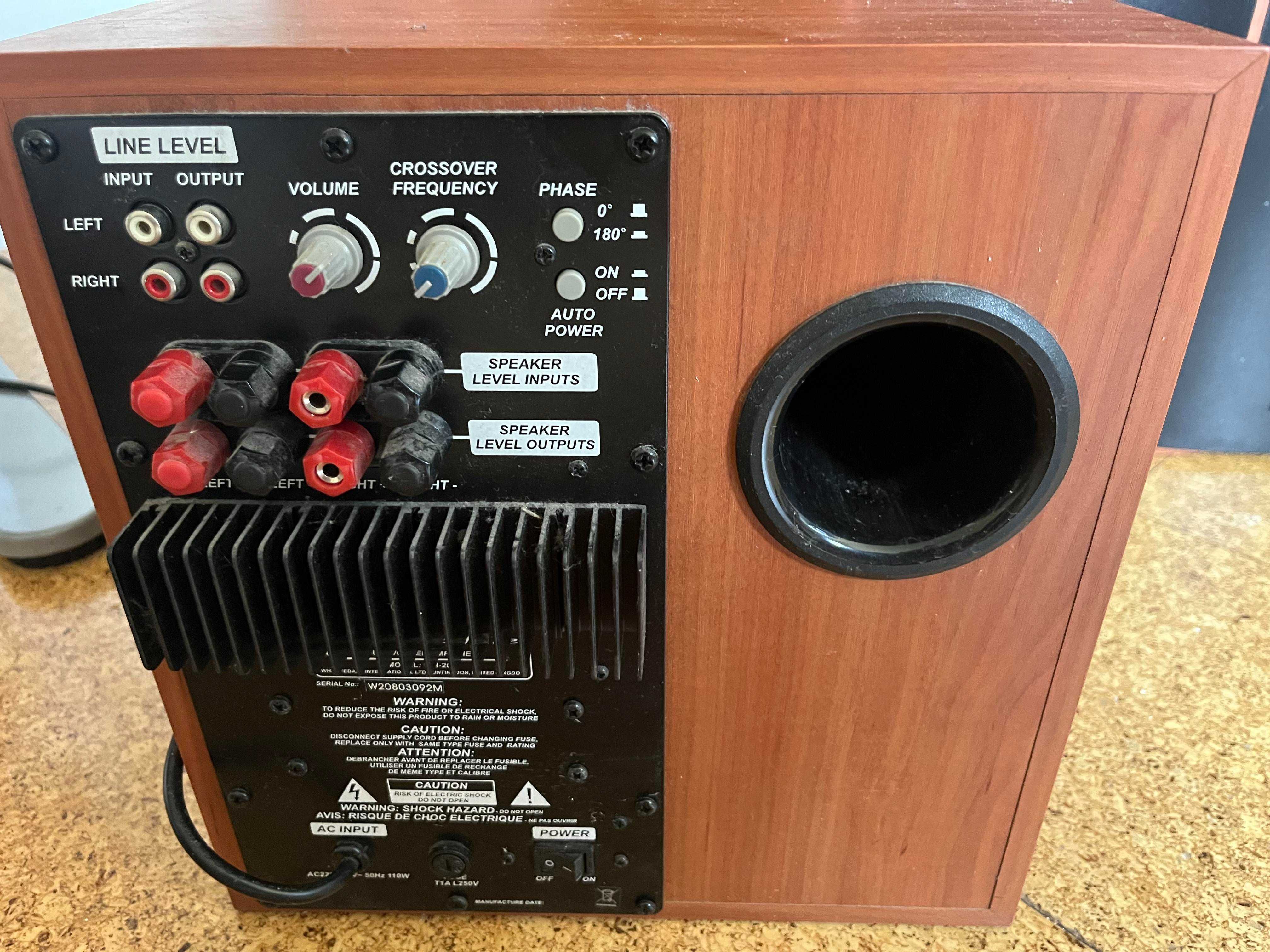 Kolumny Wharfedale WH2 Zestaw Subwooofer