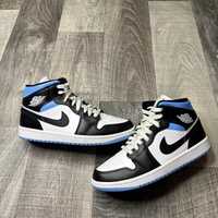 Чоловічі кросівки Nike Air Jordan 1 Retro Mid University Black White