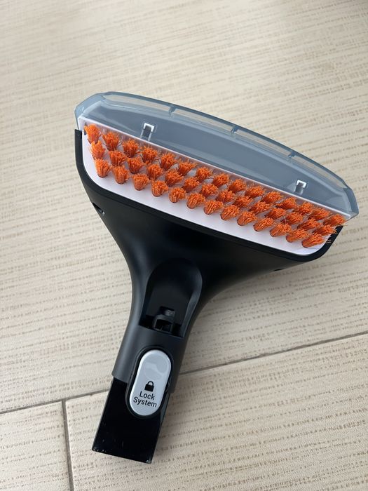 Maquina de limpeza de carpetes e estofos