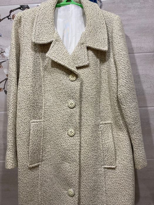 Продам пальто осень/весна