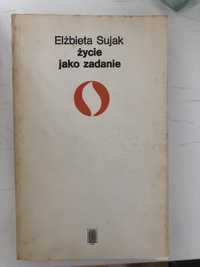 Elżbieta Sujak - życie jako