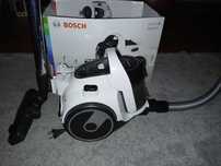 Aspirador Bosch Serie 2 sem sacos