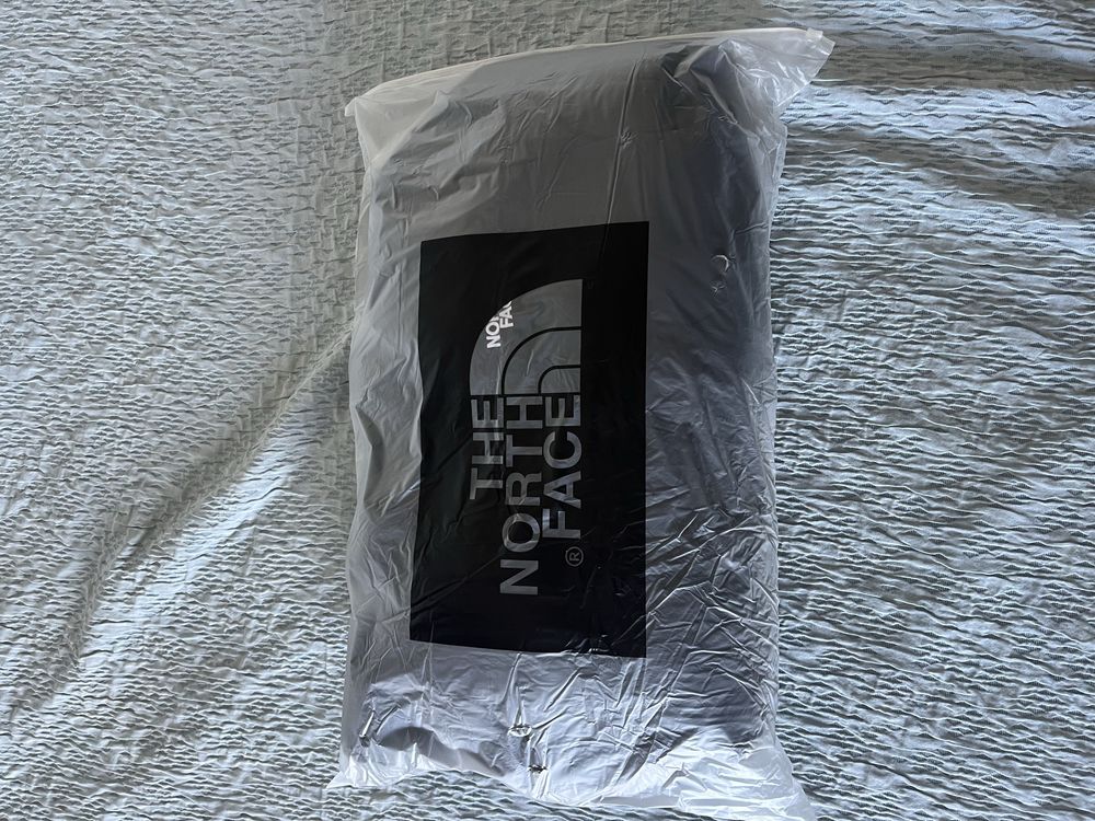 Nuptse 700 North face