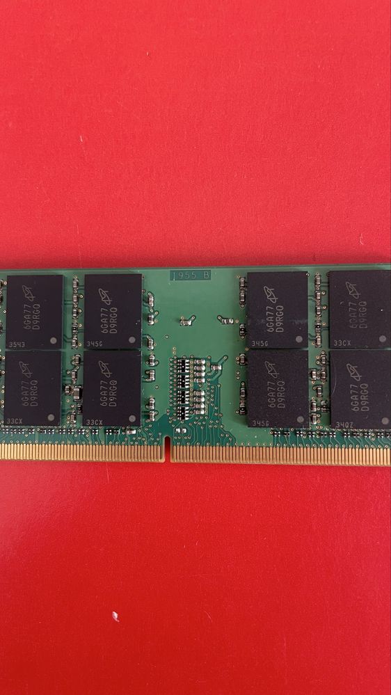 Pamięć RAM 2x8Gb MICRON MTA16ATF1G64HZ-2G1A2