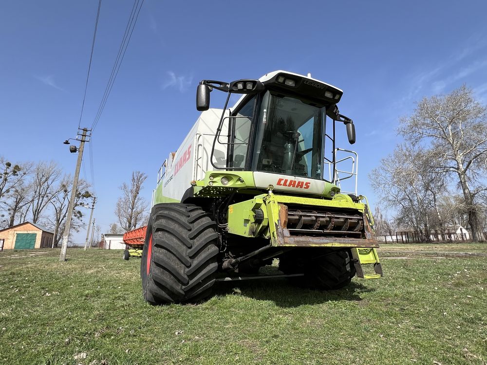 Комбайн Claas Lexion 580 Vario 9 m