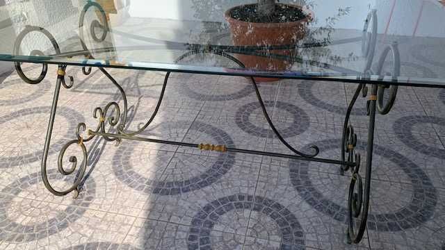 Conjunto Mesa e Cadeiras