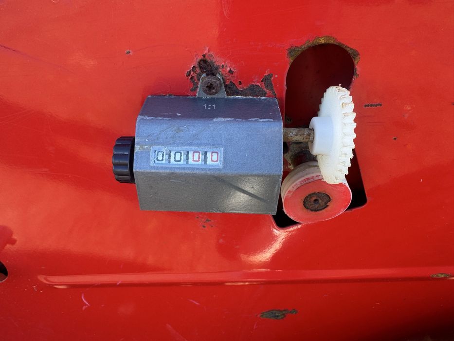 Сівалка зернова навісна 2м дискова  з міндобривом SIMULTA JUNKKARI 200