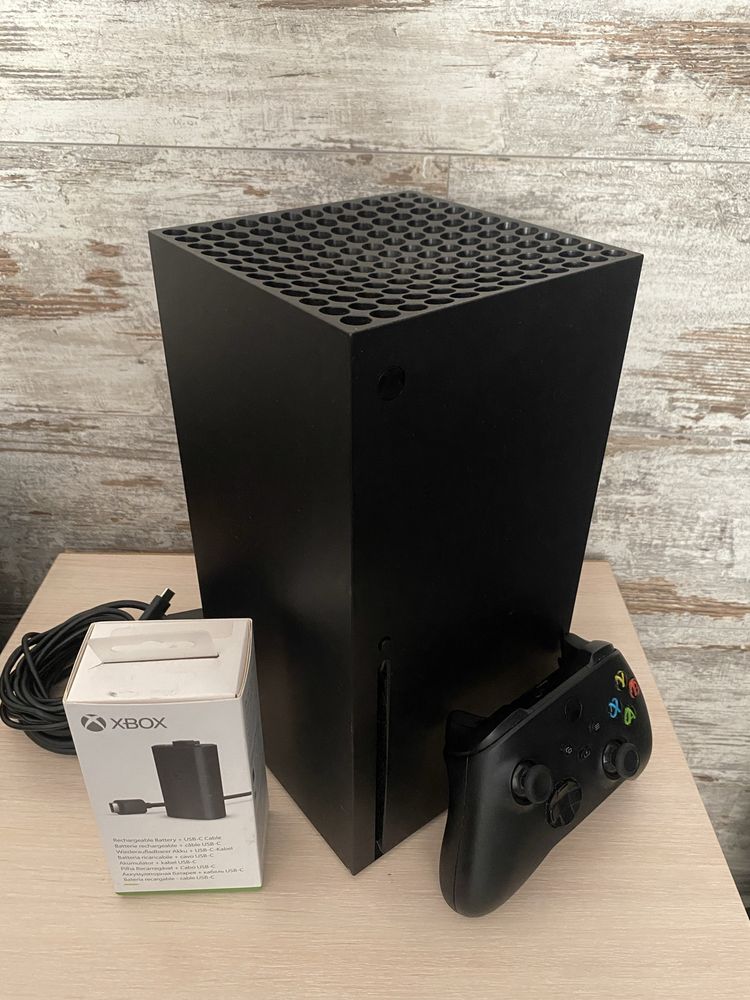 XBOX Series X в чудовому стані! (Б/в)