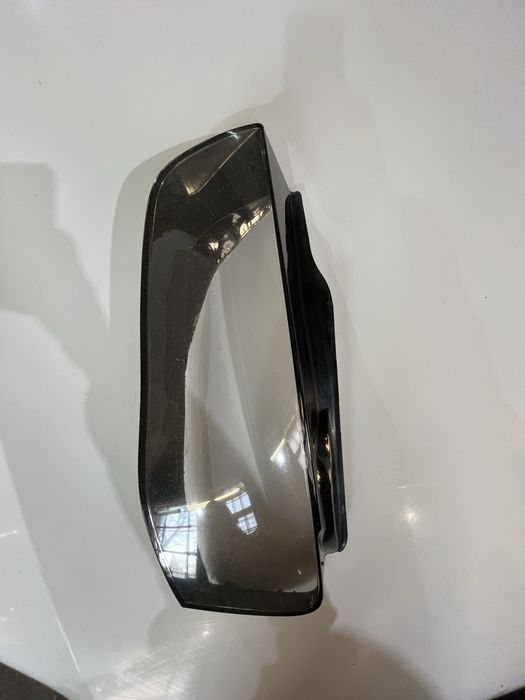 Скло фари Audi A4 B8