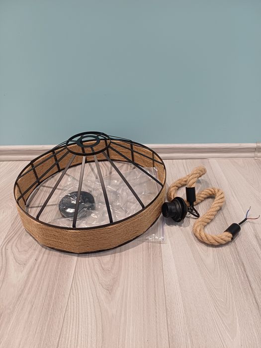 Lampa sufitowa z liny konopnej na łańcuchu - średnica 40 cm