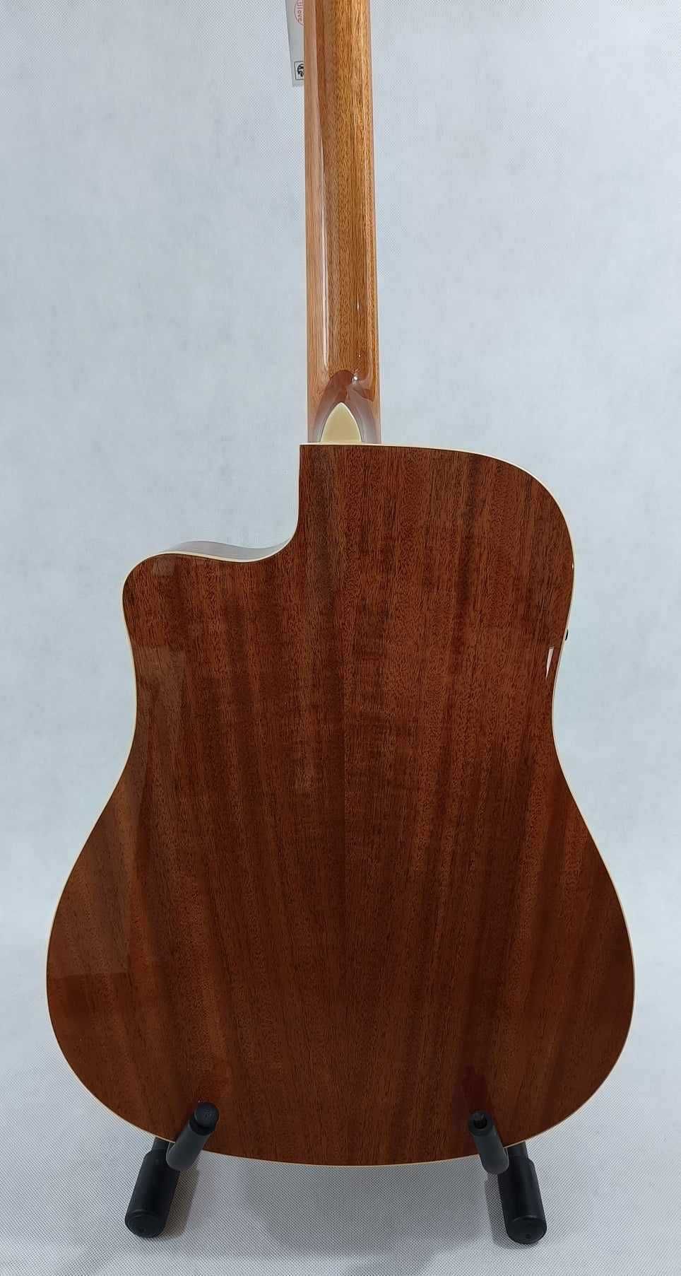 Harley Benton CLD-60SCE NT Custom Line-gitara elektro akustyczna
