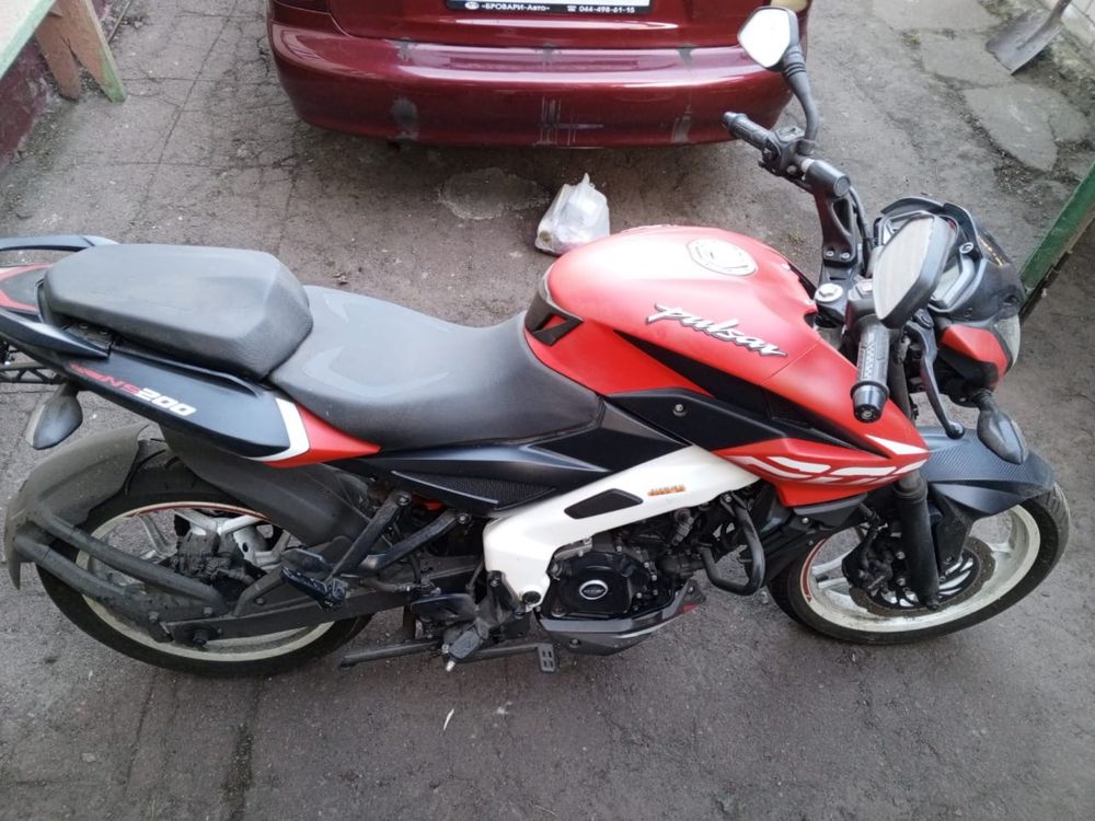 Мотоцикл - Bajaj Pulsar NS 200сс