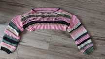 Krotki sweter ażurowy, crop top r s/m
