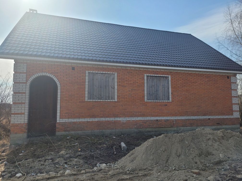 Будинок-коробка в р-ні вул.Відродження