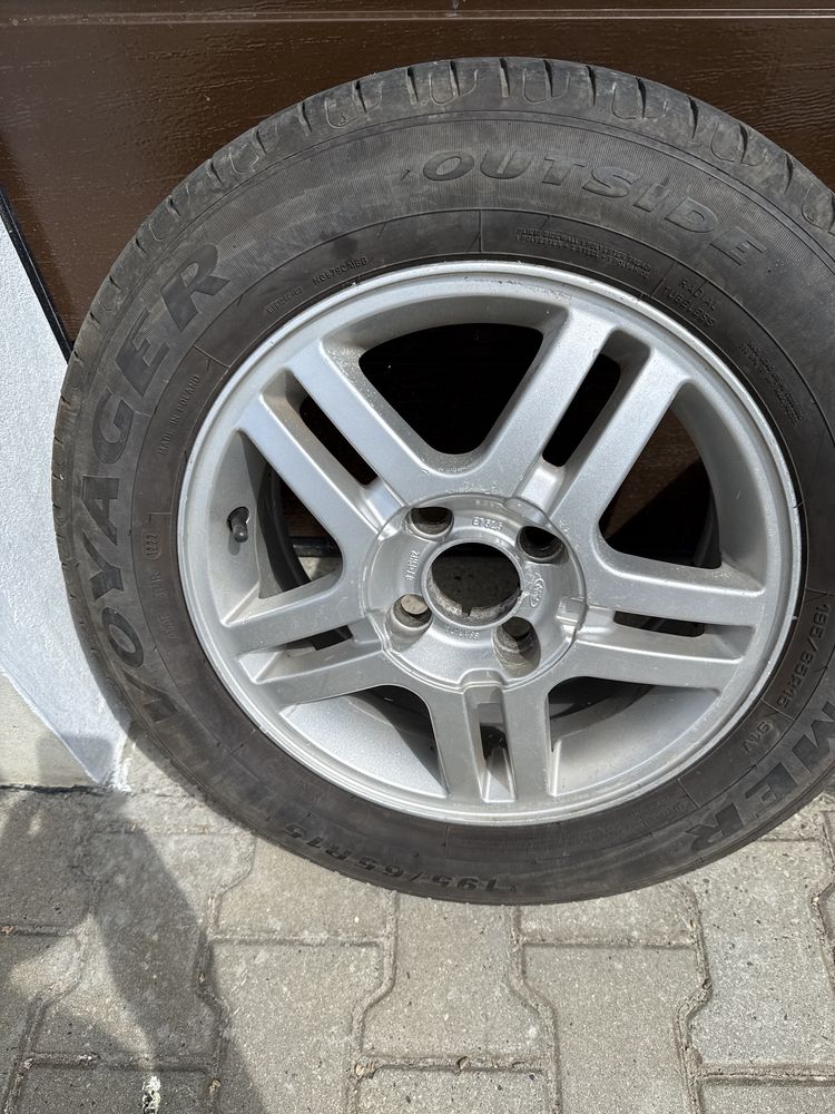 Felgi z oponami Ford Focus
