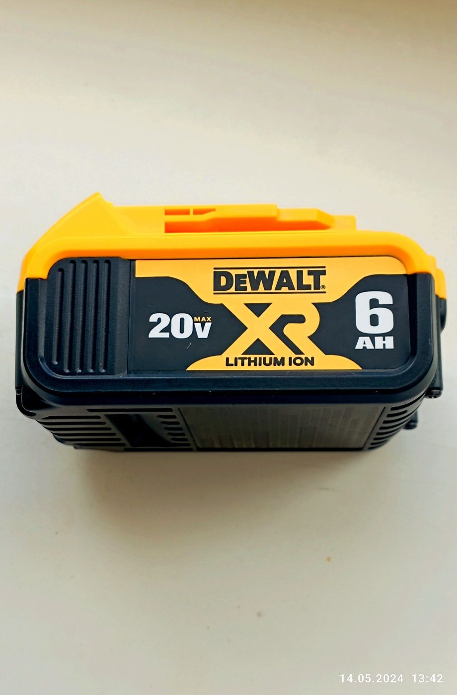 Акумулятор DeWalt 6.0 Ah для інструменту