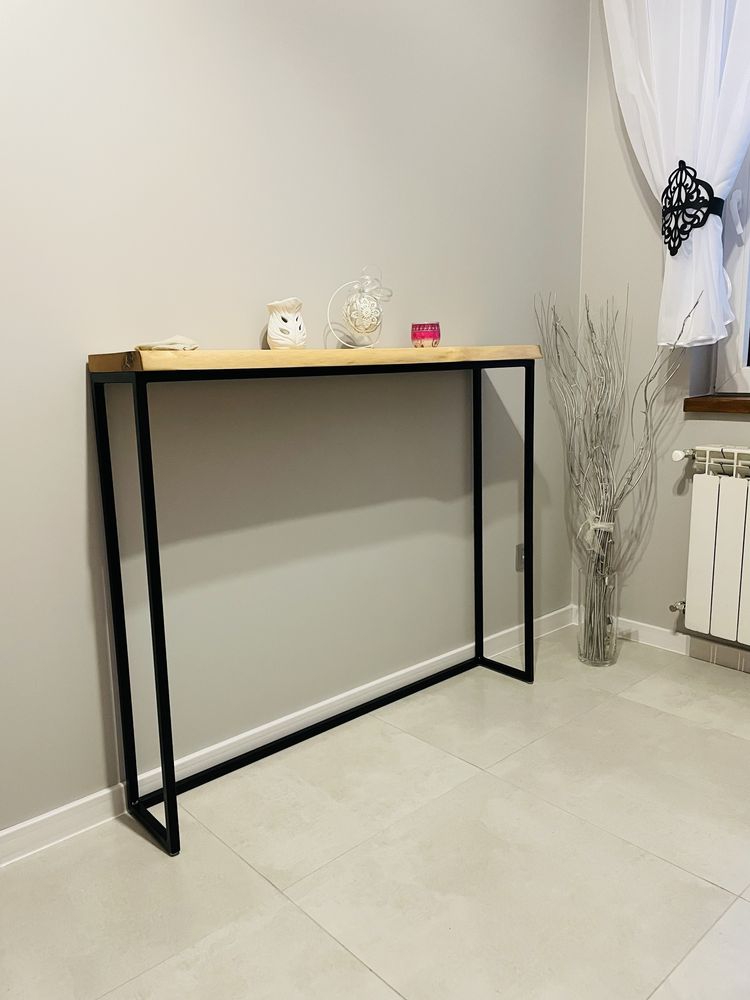 Konsola w stylu loft