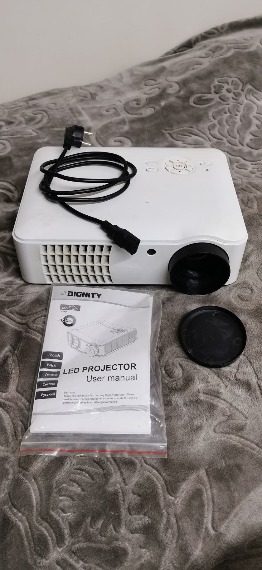 Projektor rzutnik Dignity DI1004