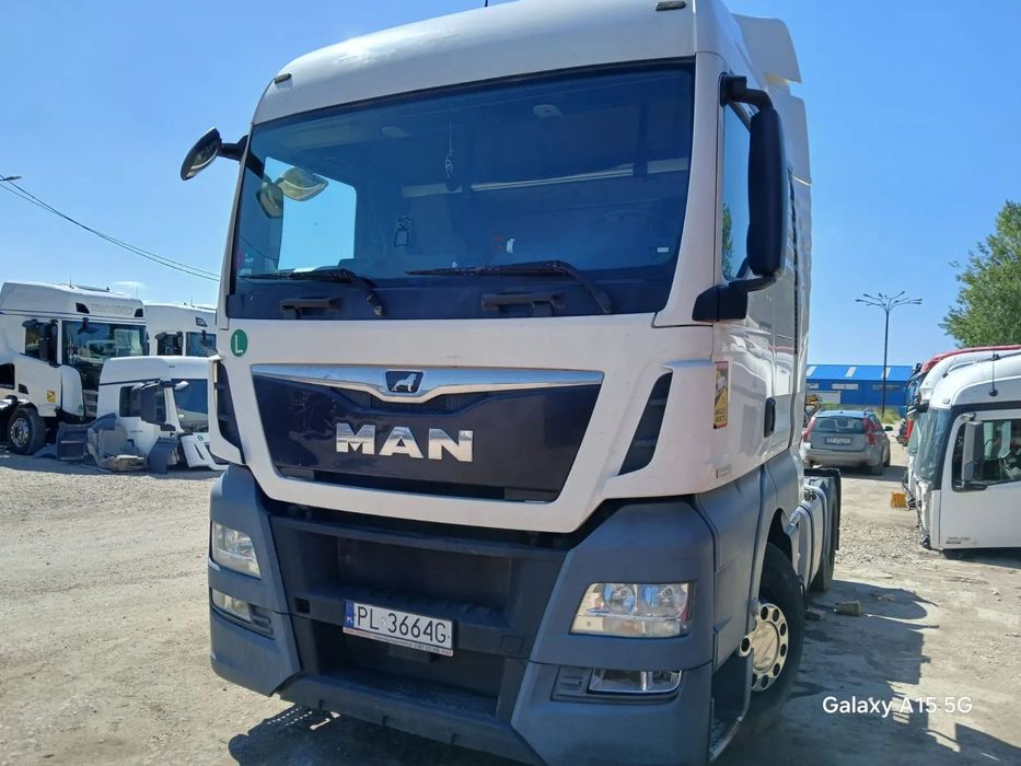 KABINA DRZWI MASKA ATRAPA ZBIORNIK ZDERZAK MAN TGX 18.460  XLX EURO6