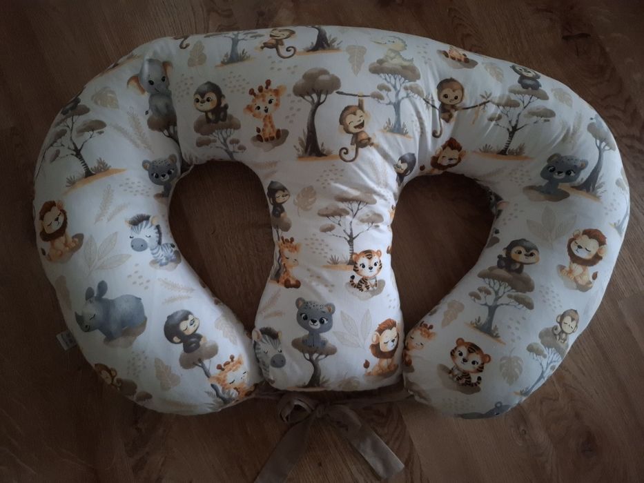 Poduszka do karmienia bliźniąt
