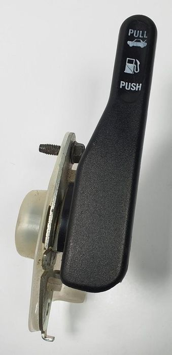 RĄCZKA CIĘGNO DŹWIGNIA KLAPKI WLEWU PALIWA KLAPY BAGAŻNIKA NISSAN MICRA K11