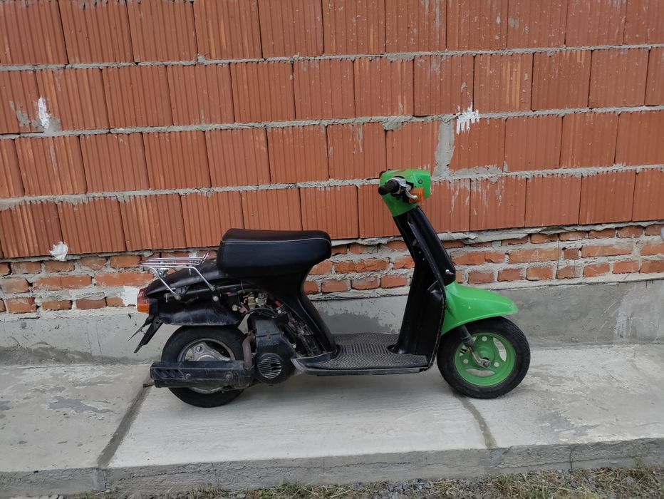 Продам мопед Сузукі с хорошим торгом