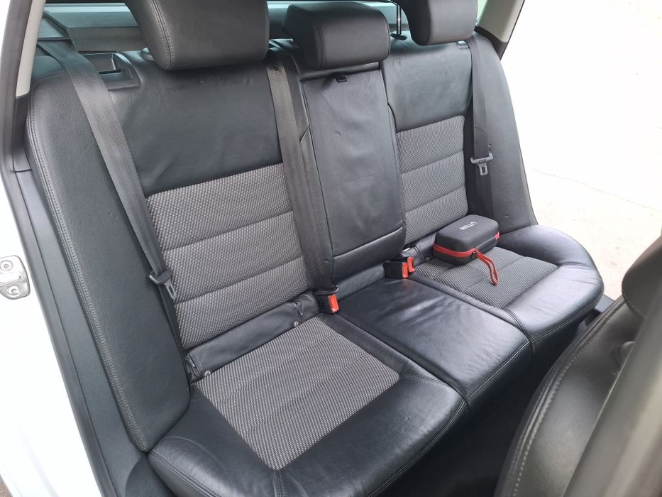 Шкода Октавія універсал