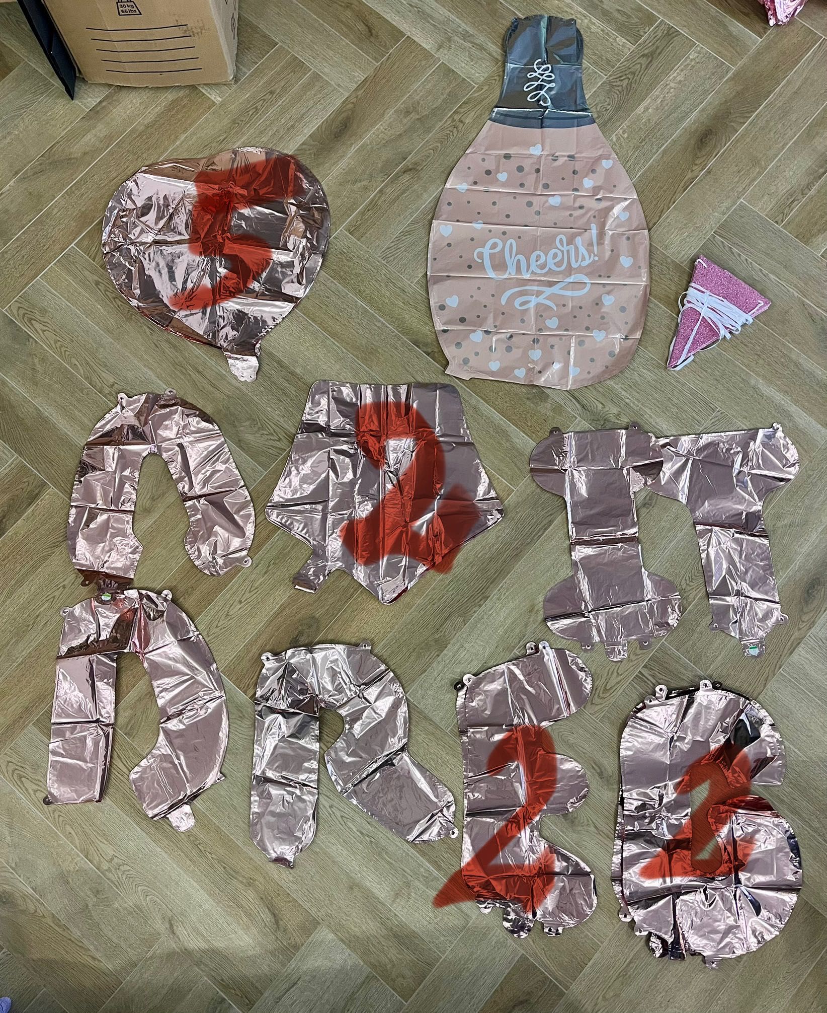 Różowe dekoracje, balony (panieński, baby shower)