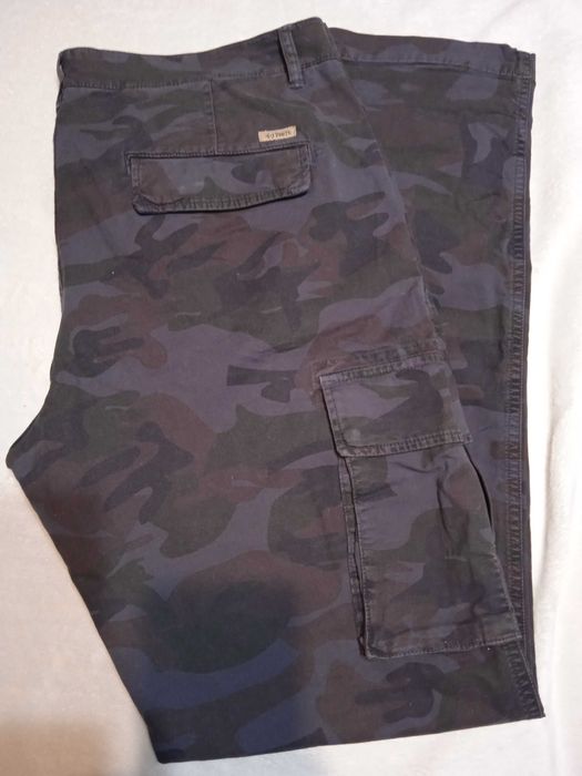 40Weft Aiko Taper Moro Bojówki Nowe spodnie jeansy W36 L32 Rozm. 52