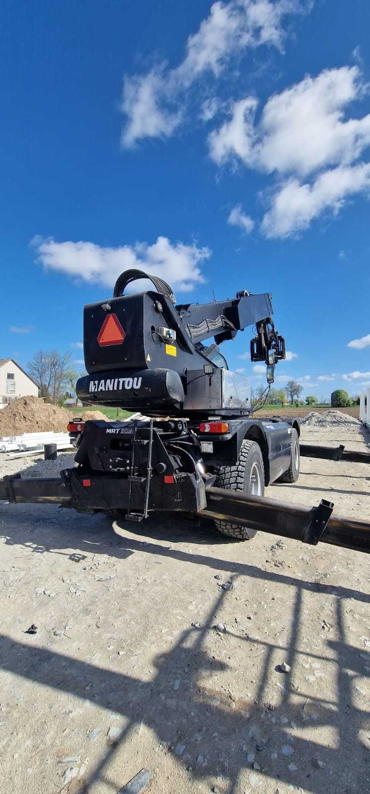 Manitou MRT3050 privilege Ładowarka teleskopowa ROTO