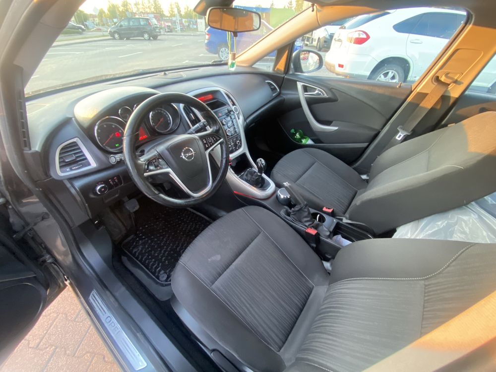 Opel Astra J 1,7cdti