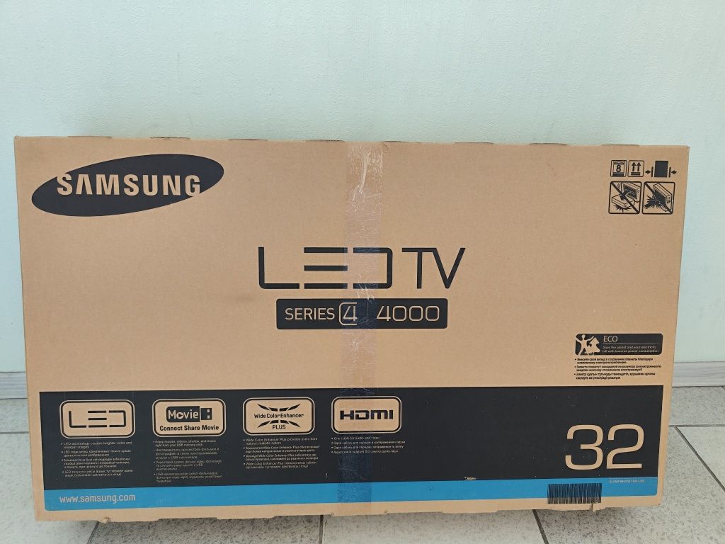 Телевизор Samsung UE-32EH4000w 32"