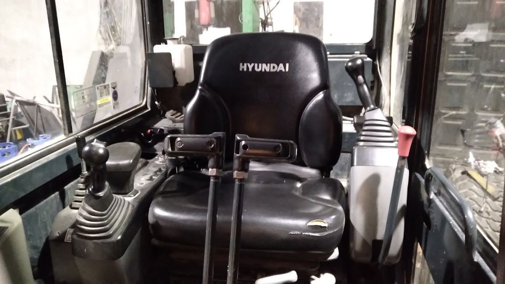 Minikoparka hyundai robex 2tony 2018r