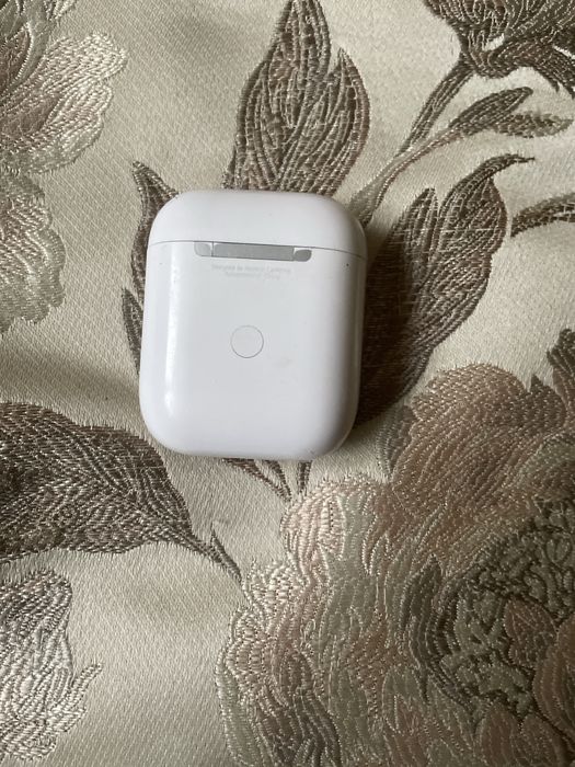 Оригінальні навушники AirPods 2 покоління + чехол у подарунок