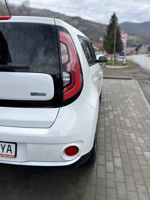 KIA Soul EV 2015 року