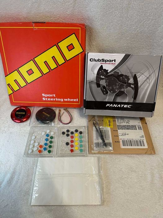 Кастомный Руль Fanatec ClubSport Universal Hub + Momo обод 33см.Идеал!