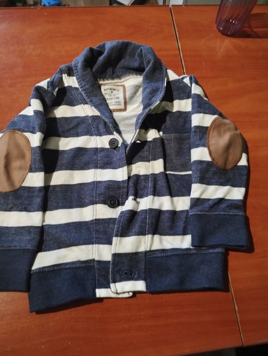 Super sweterek dla chłopca