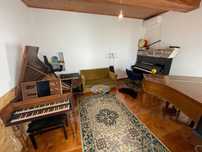 Piano lessons from a classical pianist