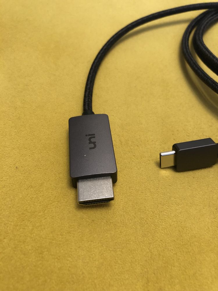 Uni kabel usb-c na HDMI