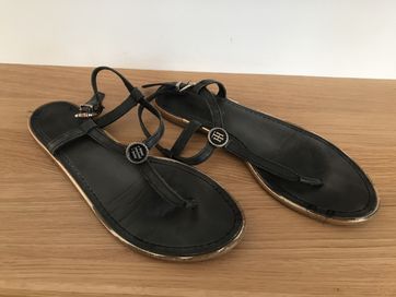 Tommy Hilfiger sandały skórzane 38