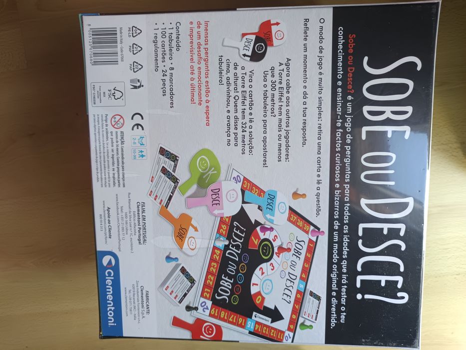 Jogo Sobe ou Desce novo e embalado Clementoni com portes incluídos