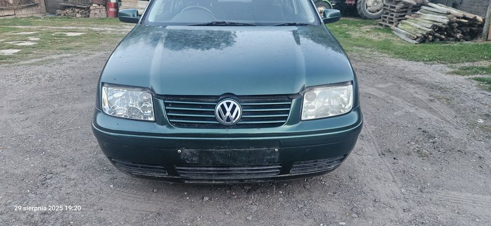 Zderzak przód kpl vw bora LC6M